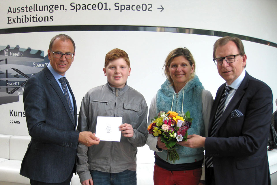 Miollionste Besucherin im Kunsthaus Graz