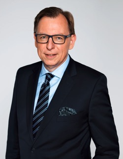 Wirtschaftslandesrat Dr. Christian Buchmann